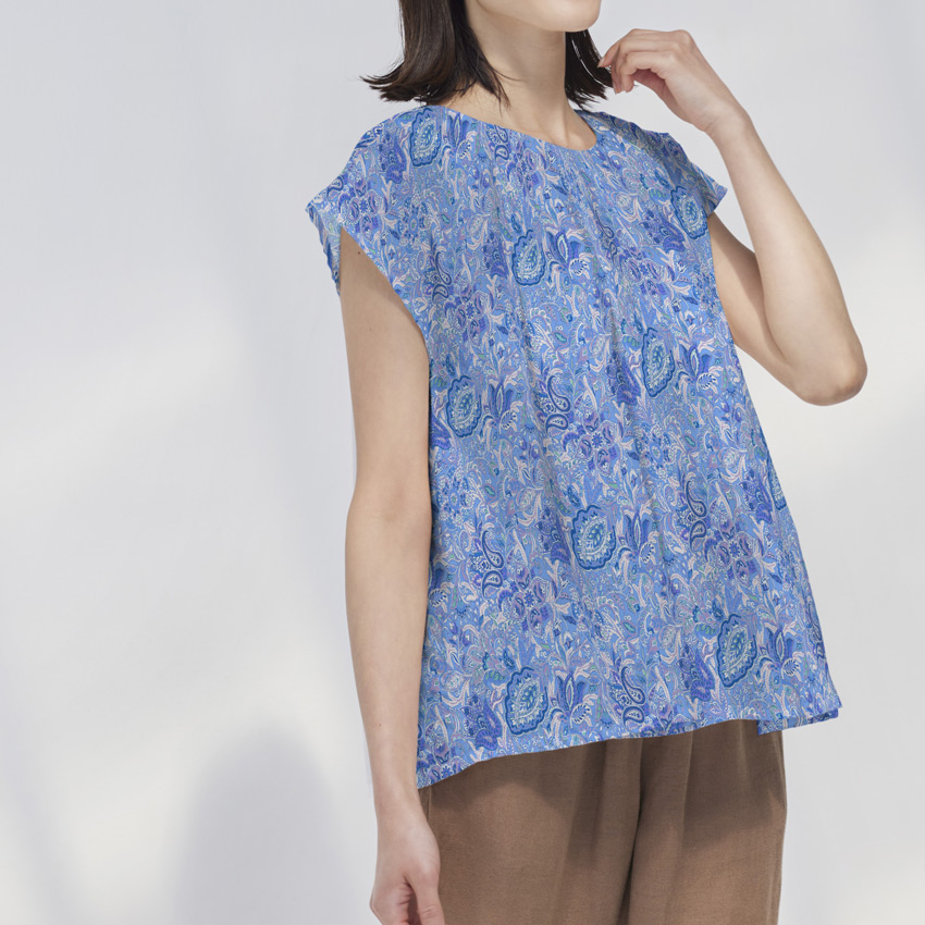 CRA-SEW collection ローン生地 SilkyAngelを使ったタックフレンチブラウス